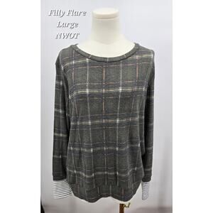 Filly Flair Plaid Knit Top Large NWOT Olive Soft Casual Boho Lightweight Sweater